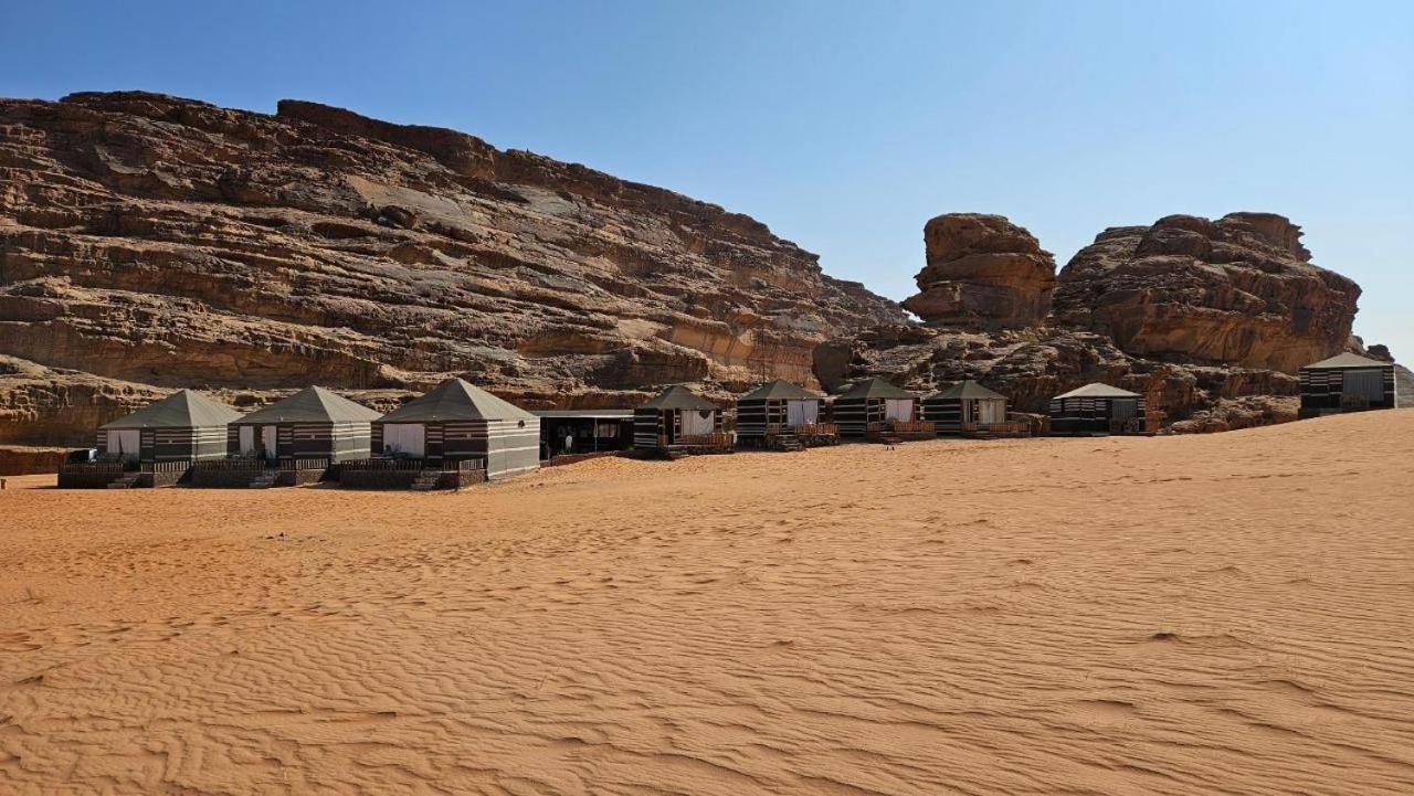 Готель Bedouin Life Camp Ваді-Рам Екстер'єр фото